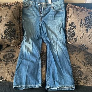 Lucky brand boot cut zip fly jeans, sizing at 36 regular for men.